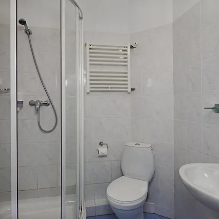 Hotel Focus 2*